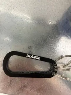 XLARGE カラビナ キーホルダー ブラック