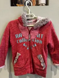 Item thumbnail for item 6bfa52cb-aa97-4121-90f4-a429a8a8ad91