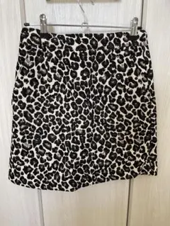 ヒョウ柄スカート　ミニ丈　ローリーズファーム