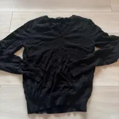 カシミヤ　黒 Vネック ニット 長袖
