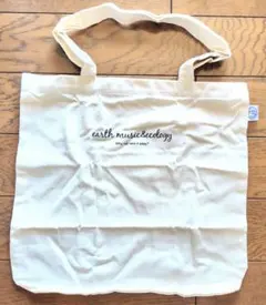 Item thumbnail for item 70e807ed-7c0a-44f4-97f2-0b487eb2b62f