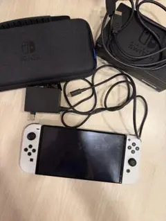 Nintendo Switch (有機ELモデル) 本体と付属品