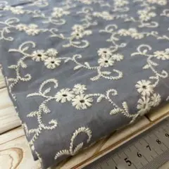 縦100cm×横95cm 刺繍生地