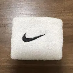 ナイキ リストバンド ホワイト