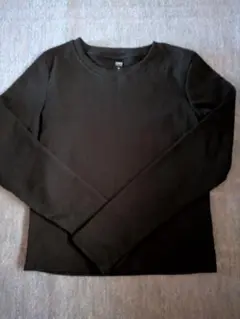 未着用★Dazy ブラック 長袖カットソー