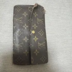 Louis Vuitton モノグラム 二つ折り財布