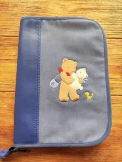 familiar ファミリア　母子手帳ケース クマ刺繍 ネイビー