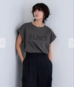 汗染み防止ロゴTシャツのサムネイル