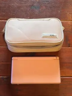ニンテンドーDS Lite ピンク ケース付き 充電器付き