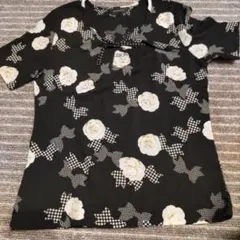 インゲボルグ　半袖　シャツ　黒　花柄　Sサイズ　美品
