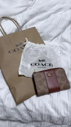 コーチ エッセンシャル Lジップ キー ケース