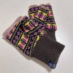 BEAMS レディース ノルディック柄 手袋のサムネイル