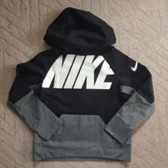 Nike フード付きパーカー 黒/グレー