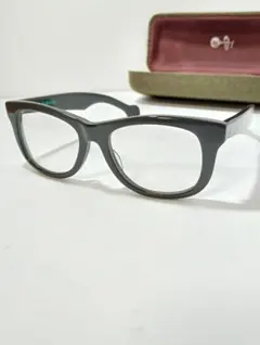 Item thumbnail for item 9ab2448a-b16f-41e2-9faf-ac1e82656121