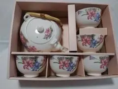 （有田焼） 花柄急須茶器揃（急須と湯呑５客のセット）