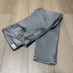 【ZARA】ザラ　スキニーデニム　スキニージーンズ　ストレッチ　グレー色