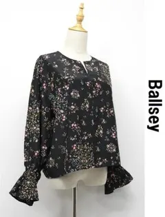 定1.9万【BALLSEY】サークルフラワーエンブロイダリー キーネック 