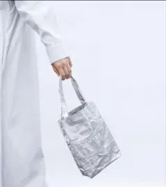 バッグ shiro 贈る人も、受け取る人も、そして地球もみんなにしあわせを届けるSHIRO