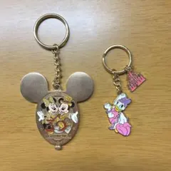 ディズニー 30周年記念キーホルダー（おまけ付き）
