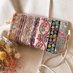 インド刺繍リボン⭐︎ポーチ/アイボリー/フェイクレザー/スマホポシェット☆9