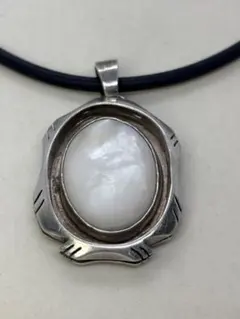 マベパール/SILVERシルバー製のヴィンテージペンダントネックレスのサムネイル