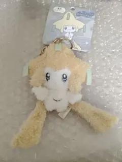 ポケモン 星つなぎジラーチ 蓄光マスコット キーホルダー - メルカリ