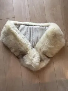 SAGA FOX ファーショール クリーム色