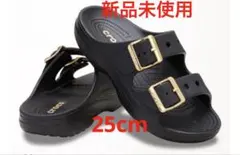 CROCS ウィメンズ メタリックバックル サタデーサンダル 25cm - メルカリ