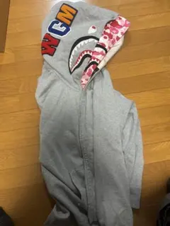 A BATHING APE グレー パーカー WIDEのサムネイル
