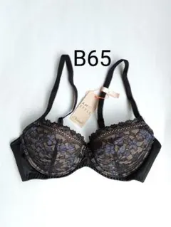 新品タグ付き B65 アモスタイル 夢みるブラ ファブリックロマンス ブラックのサムネイル