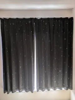 ディズニー イッツアスモールワールド カーテン 100×200(2枚) - メルカリ