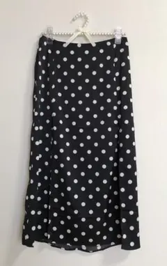H&M サテンスカート　ブラック　ドット柄　Sサイズ