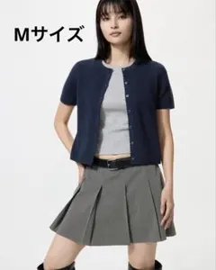 新品未使用　ユニクロ　スカラップクルーネックカーディガン　M ネイビーのサムネイル