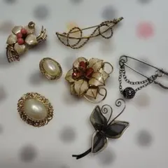 ヴィンテージ風ブローチセット