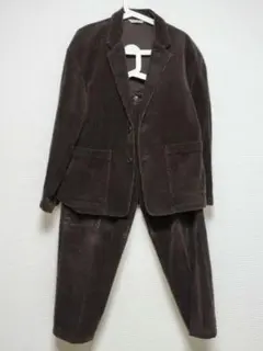 ブラウン スーツ