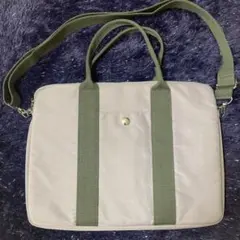 PCバッグ　クッション素材　ショルダーベルト付　モーヴピンク