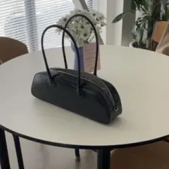 横長ショルダーバッグ