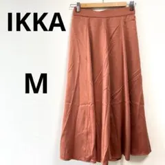IKKA フレアスカート M 無地　シンプル　カジュアル　春のサムネイル