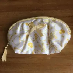 【4/30まで出品、以降削除します】ハローキティ　ポーチ