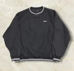 m*e様 ナイロンプルオーバー us 企業ロゴ