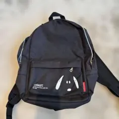 スヌーピー　黒　リュック　シンプル