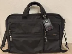 TUMI ビジネスバッグのサムネイル