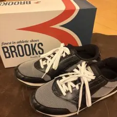 【箱付き】BROOKS ブルックス CHARIOT スニーカー(ブラックグレー)のサムネイル