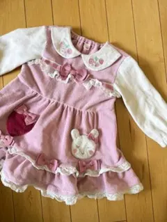 クーラクール　ワンピース　80　いちご　長袖　うさぎ　丸襟　刺繍　フリル