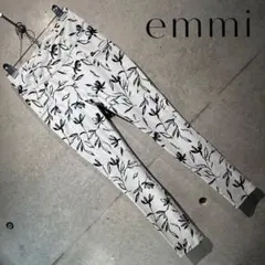 Item thumbnail for item fe1fe032-1a61-46ae-a906-b9926740907a