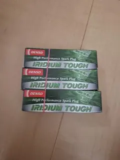 DENSO IRIDIUM TOUGHスパークプラグ V9110-5611 3本
