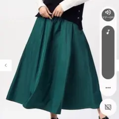 【新品タグ付】23区 タフタフレアスカート サイズ36のサムネイル