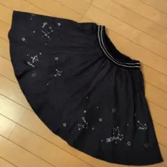 メゾピアノ　星座刺繍スカート　165cm スカパンのサムネイル