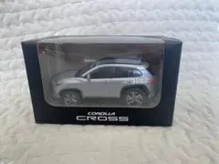 トヨタ　プルバックカー　カローラクロスのサムネイル