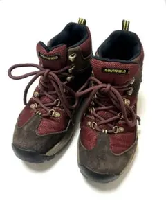 Item thumbnail for item 2d8a915a-fd08-4931-a495-92be036255da